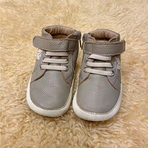 Little Love Bug boys high top barefoot style leather sneakers